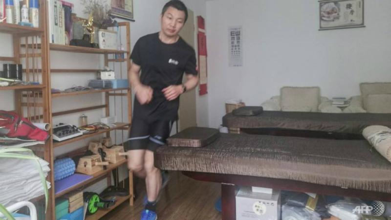 Otthon futott maratont egy kínai férfi
